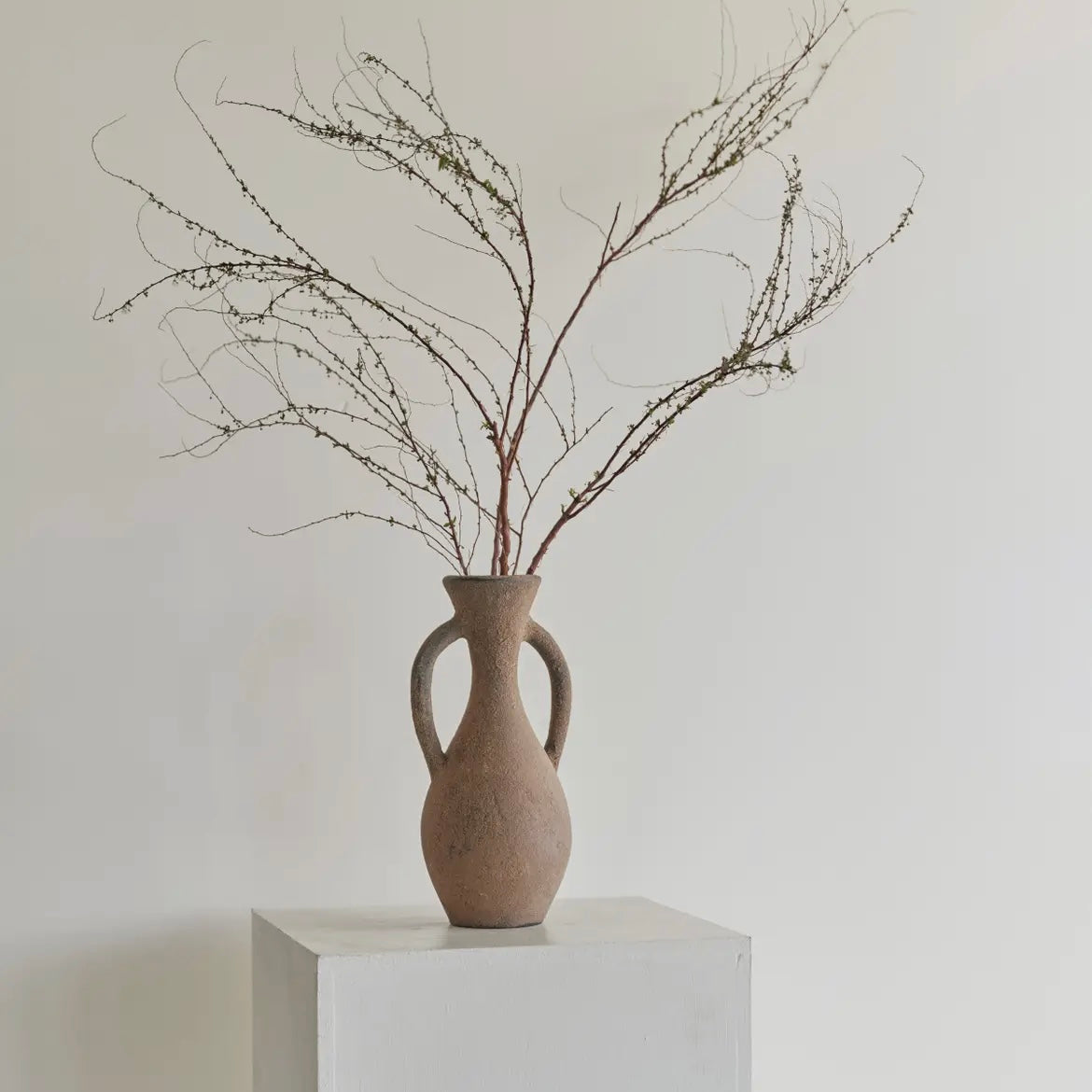 Amil Vase