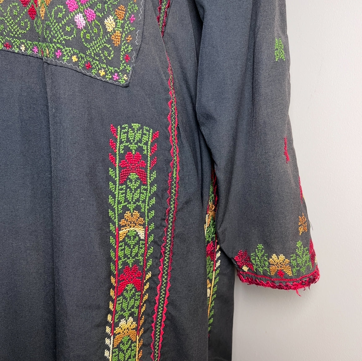 PRE-LOVED + HAND EMBROIDERED Palestinian Thobe (Traditional Dress)