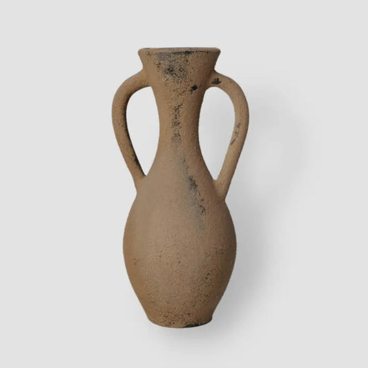 Amil Vase